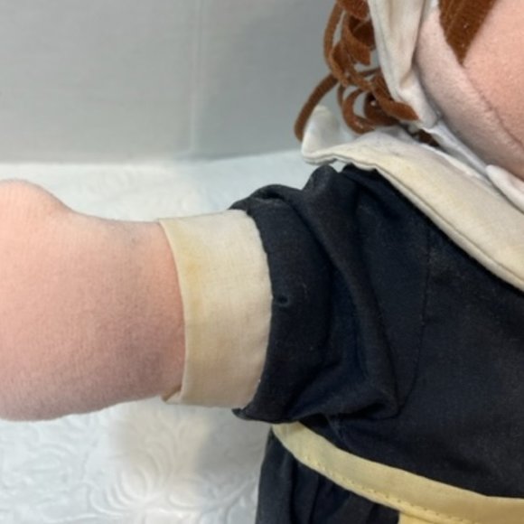 VTG 1996 Thanksgiving Pilgrim Girl Plush Doll 17" - Picture 9 of 11